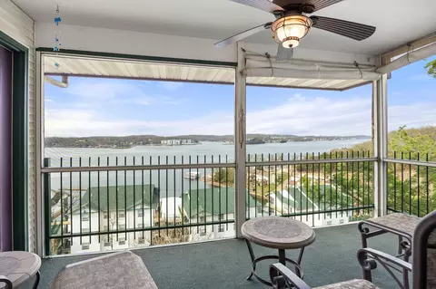 W1309 Harbour Towne Dr #W1309, Lake Ozark, MO 65049