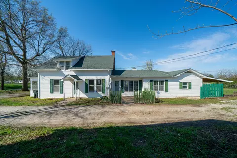 820 Mokane Rd, Fulton, MO 65251