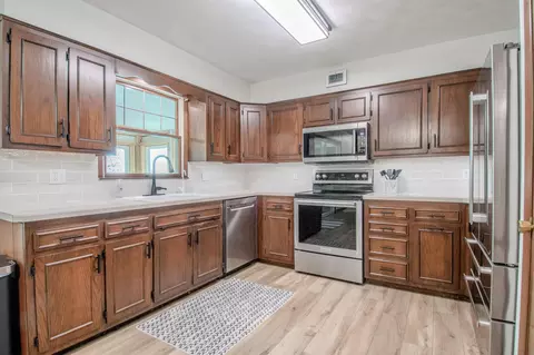 11 N Larand Dr, Holts Summit, MO 65043 photo 12