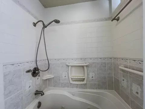 11 N Larand Dr, Holts Summit, MO 65043 photo 22