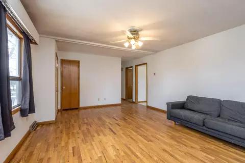 Living - 603 Spring Valley Dr, Windsor, MO 65360 photo 3 of 3