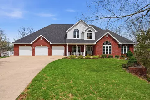 1452 Briar Village Ct, Jefferson City, MO 65109