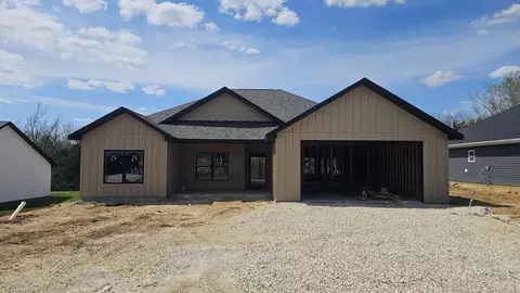 10873 Country Aire Meadows Ct, Holts Summit, MO 65043