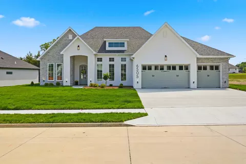 6506 Cromford Ln, Columbia, MO 65201