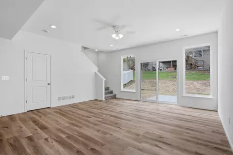 3921 Bragg Ct, Columbia, MO 65202 photo 5