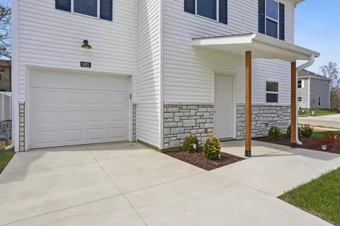 3921 Bragg Ct, Columbia, MO 65202 photo 2