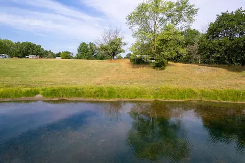22 N 53ac N Hwy Jay Jay, Centralia, MO 65240 photo 5