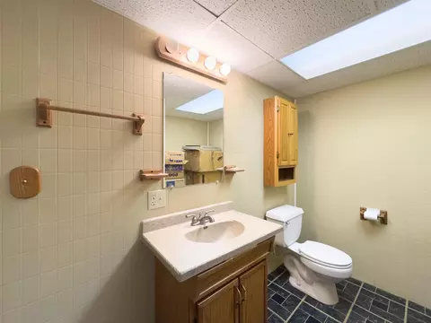 Bath - 1605 Independence Rd, Rolla, MO 65401 photo 4 of 4