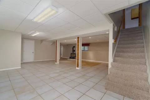 Living - 1605 Independence Rd, Rolla, MO 65401 photo 9 of 10