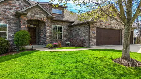 5436 Steeplechase Dr, Columbia, MO 65203