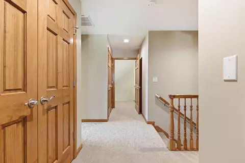 Entry Way - 1322 Ryan Dr, Centralia, MO 65240 photo 12 of 13
