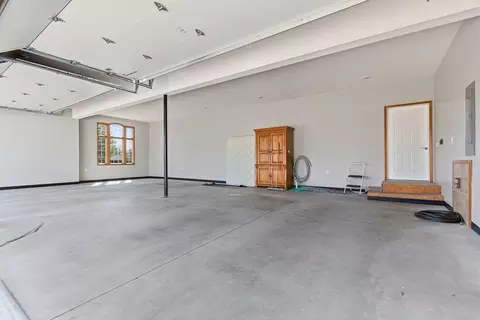 Other - 1322 Ryan Dr, Centralia, MO 65240 photo 28 of 29
