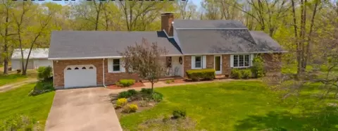 6916 State Road C, Fulton, MO 65251