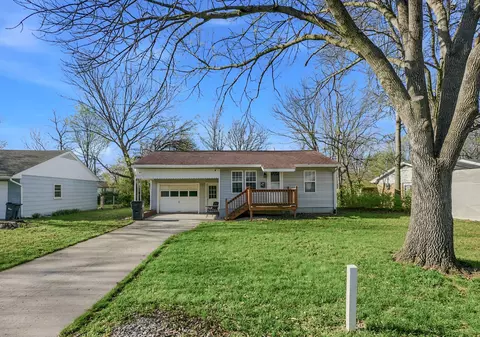 1308 Hunt Ct, Columbia, MO 65203
