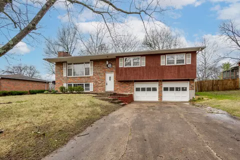 1217 Jake Ln, Columbia, MO 65203