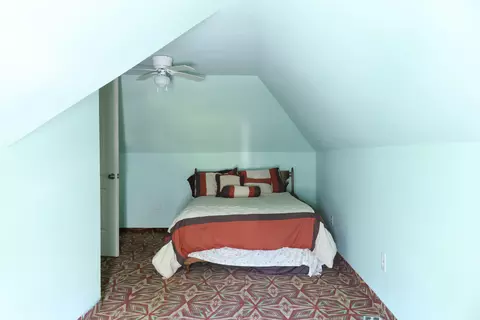 Bedroom - 803 E Jackson St, Mexico, MO 65265 photo 4 of 8