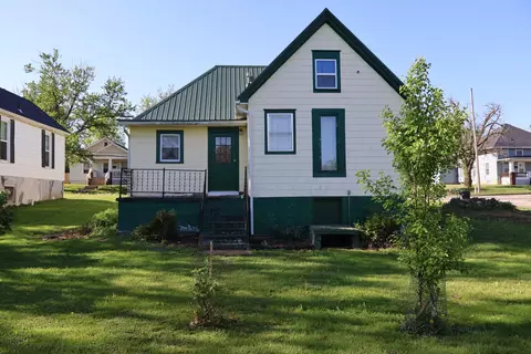 Exterior - 803 E Jackson St, Mexico, MO 65265 photo 2 of 4