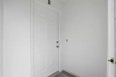 Entry Way - 305 E Liberty Ln #A&B, Ashland, MO 65010 photo 4 of 5