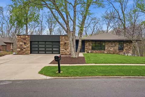 1805 Woodrail Ave, Columbia, MO 65203