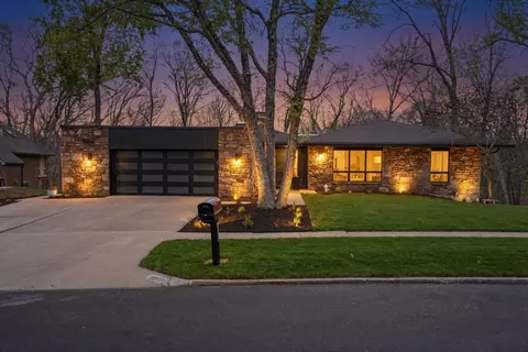 1805 Woodrail Ave, Columbia, MO 65203