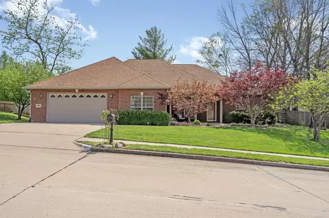4004 Day Flower Ct, Columbia, MO 65203