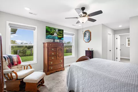 Bedroom - 5200 Democracy Dr, Ashland, MO 65010 photo 1 of 5