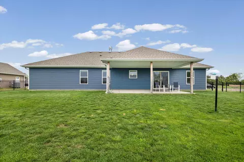 Exterior - 5200 Democracy Dr, Ashland, MO 65010 photo 4 of 9