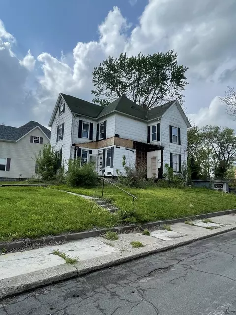 519 Fisk Ave, Moberly, MO 65270