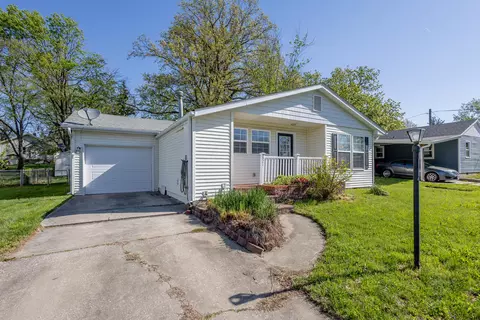 621 Grand Ave, Moberly, MO 65270