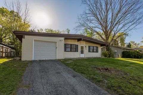 8500 N Lisa Dr, Columbia, MO 65202