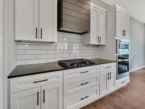 Kitchen - 15075 Everglades Dr, Ashland, MO 65010 photo 5 of 6