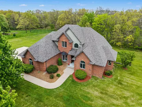 4551 E Ravens Ridge Dr, Columbia, MO 65201