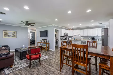 Dining - 222 S Denton St, Centralia, MO 65240 photo 1 of 1