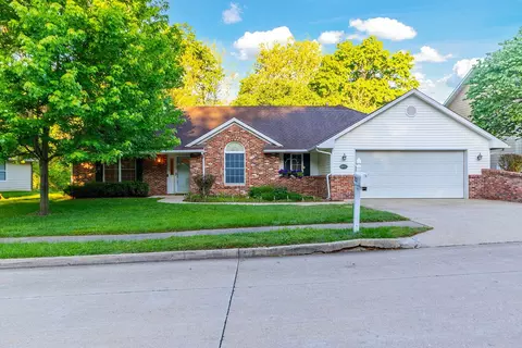 2013 Martinshire Dr, Columbia, MO 65203