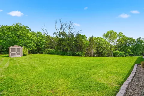 Exterior - 951 Cochise Dr, Holts Summit, MO 65043 photo 4 of 6