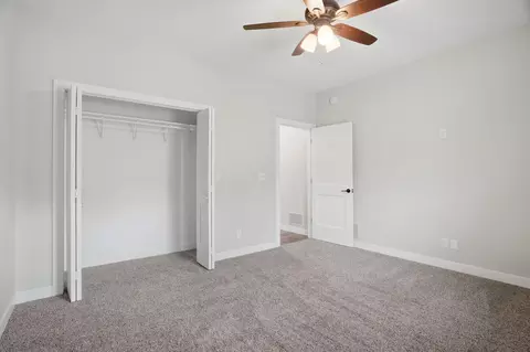 Bedroom - 951 Cochise Dr, Holts Summit, MO 65043 photo 6 of 6
