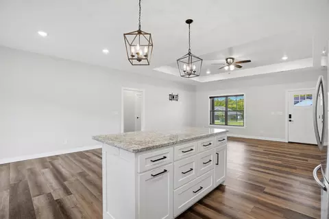 Entry Way - 951 Cochise Dr, Holts Summit, MO 65043 photo 1 of 2