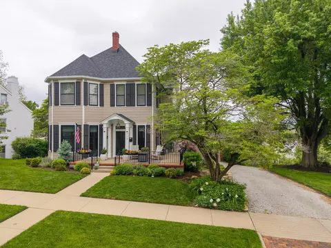 717 High St, Boonville, MO 65233