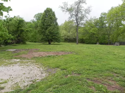 233 Saint Francis St, Fulton, MO 65251 photo 2