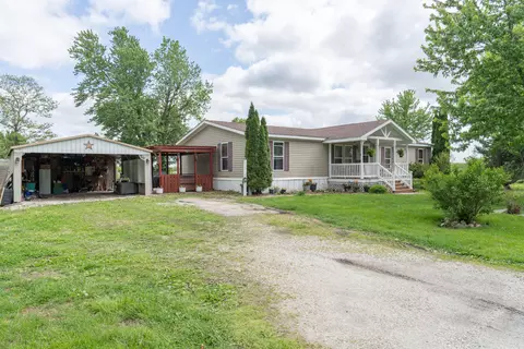 408 W Robinson St, Moberly, MO 65270
