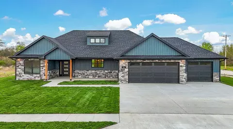 407 W Jaxon St, Sturgeon, MO 65284
