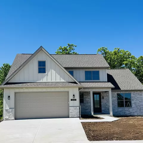 4602 Maple Leaf Dr, Columbia, MO 65201