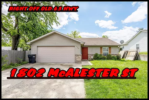 1802 Mcalester St, Columbia, MO 65201