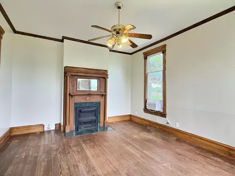 Living - 408 Vassar St, Bunceton, MO 65237 photo 1 of 3