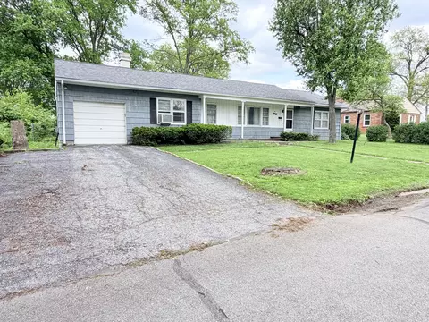 6 Elm Tree Ter, Mexico, MO 65265