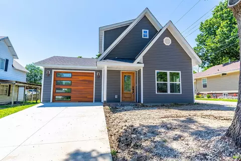 211 Brinkerhoff St, Moberly, MO 65270