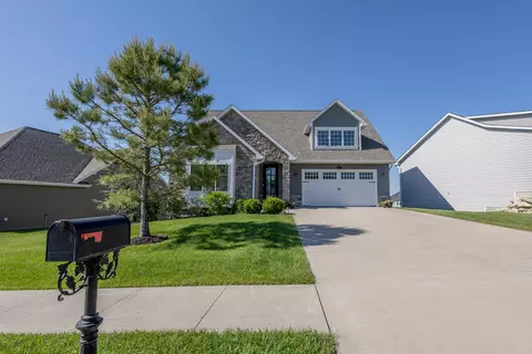 4726 Stone Mountain Pkwy, Columbia, MO 65201