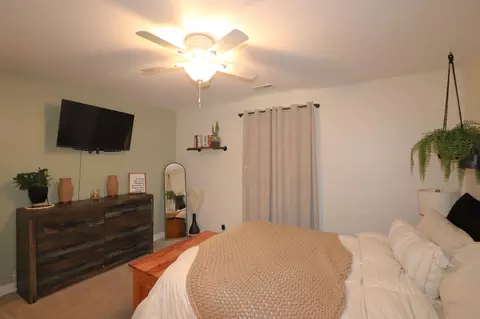 Bedroom - 706 Bluff St, Fulton, MO 65251 photo 2 of 5