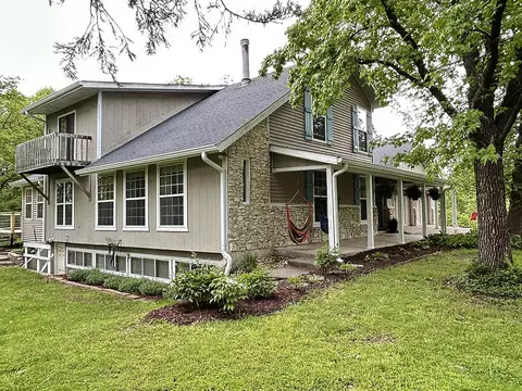 Exterior - 4900 Eagle Ridge Rd, Columbia, MO 65201 photo 3 of 11