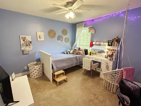 Bedroom - 4900 Eagle Ridge Rd, Columbia, MO 65201 photo 3 of 6